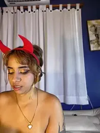LeylaKnox webcam stripchat model stream image
