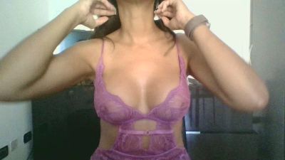 Saraaa96 webcam cam4 model stream image