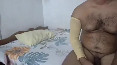 AraNDissNaughtyJolly webcam model stream image