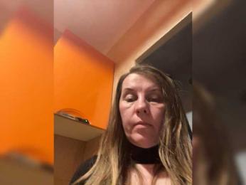 SweetMarina543 webcam model stream image