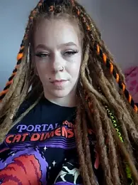 LucidLucy webcam model stream image