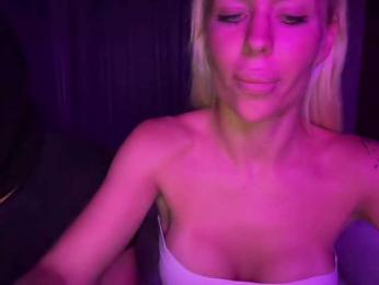 AliksRay webcam bongacams model stream image