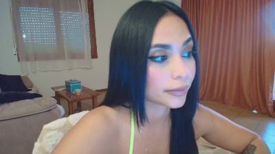 Alishafoxxx webcam cam4 model stream image