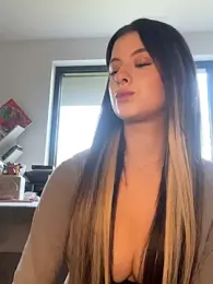 Mia-Minou webcam model stream image