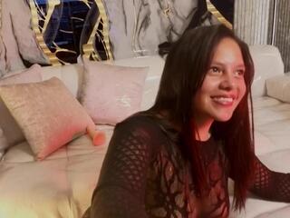 Lila Velvet webcam model stream image