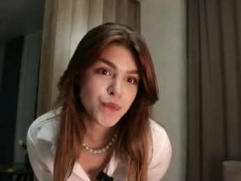 yummy_chica webcam model stream image