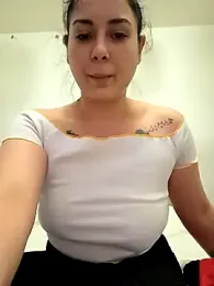 SaraViss20 webcam model stream image