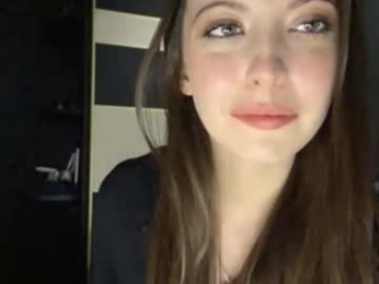 tamikawieand webcam model stream image