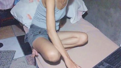 Yumie05 webcam model stream image