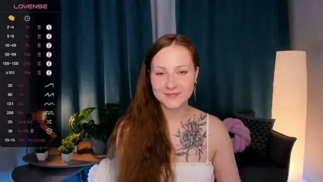 VelvetCherry_ webcam model stream image