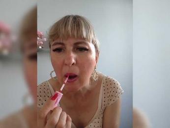 Lady_in_Red webcam model stream image
