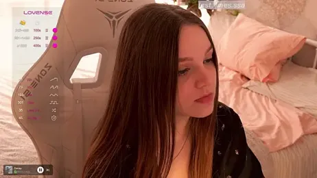 linessssa webcam model stream image