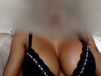 juicylayla webcam model stream image