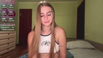 CorrinRunnells webcam model stream image