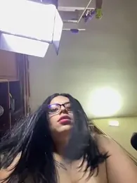 alissonfernandez_ webcam model stream image