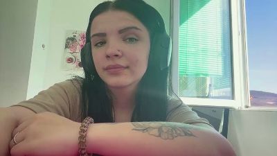 CrystalNatwick webcam cam4 model stream image