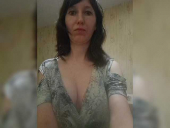 Oksana24rai webcam model stream image