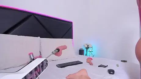 ScarlettAndClark webcam model stream image