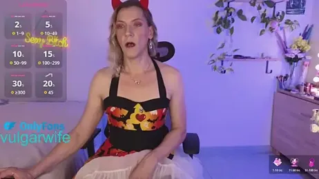 vulgar_wife webcam model stream image