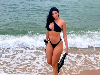 AvrilBonet webcam model stream image