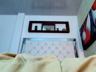 anielli69hot webcam model stream image