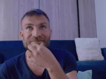 10in_deluxe webcam model stream image