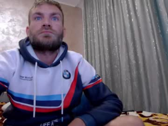 10in_deluxe webcam chaturbate model stream image