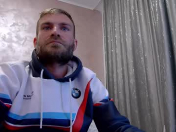 10in_deluxe webcam model stream image