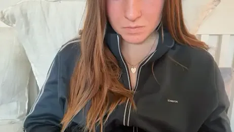 Lucyschickt webcam stripchat model stream image