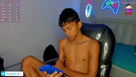 loistwink_ webcam model stream image