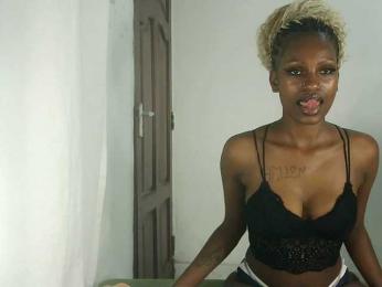 NinaPenda webcam bongacams model stream image