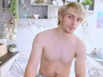 bloodyblondiee webcam model stream image