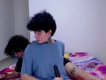 yoonbum_ webcam model stream image