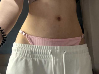 DeberaWarsham webcam model stream image