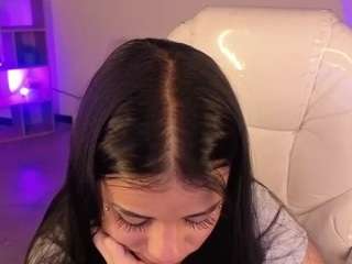 niicole-fox2 webcam model stream image