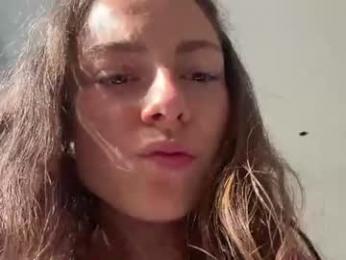 asleyfabello webcam model stream image