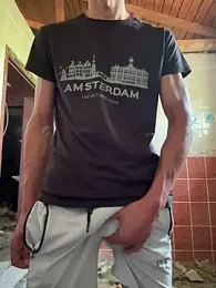 Yanlizkurt09 webcam stripchat model stream image