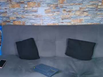 maykol_victoria webcam model stream image