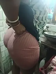 Ivy-09 webcam model stream image