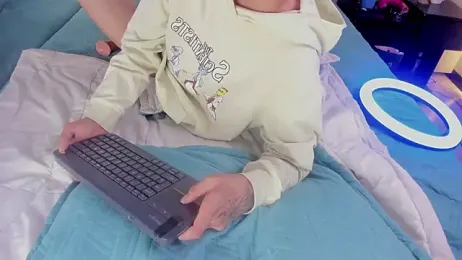 AleAurarashi webcam model stream image