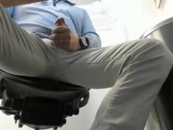 idfunguy2023 webcam model stream image