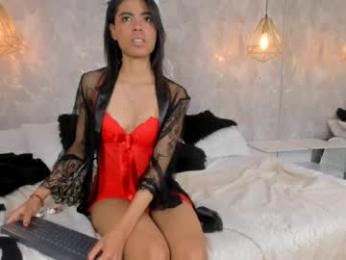 zelie_angels webcam chaturbate model stream image