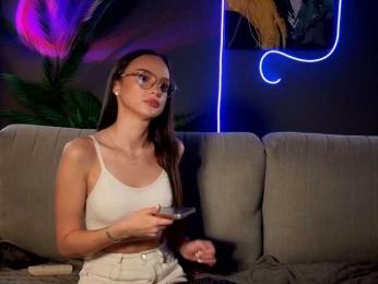 Emilysame webcam model stream image