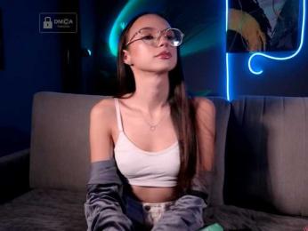 Превью Emilysame