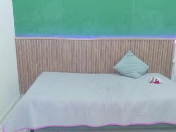 adams_niki webcam model stream image