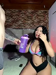 G_Poseidon_y_Cloe webcam model stream image