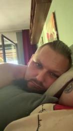 mend18 webcam model stream image