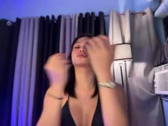 sweet_scarllet12 webcam model stream image