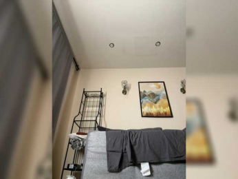 VladaMais webcam model stream image