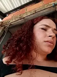 Mommy-Hot webcam model stream image